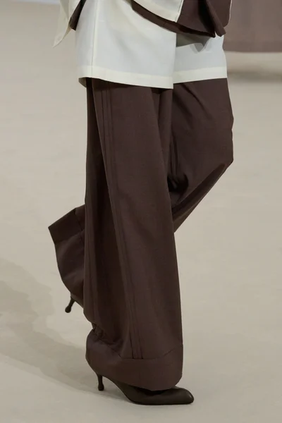 Look 93